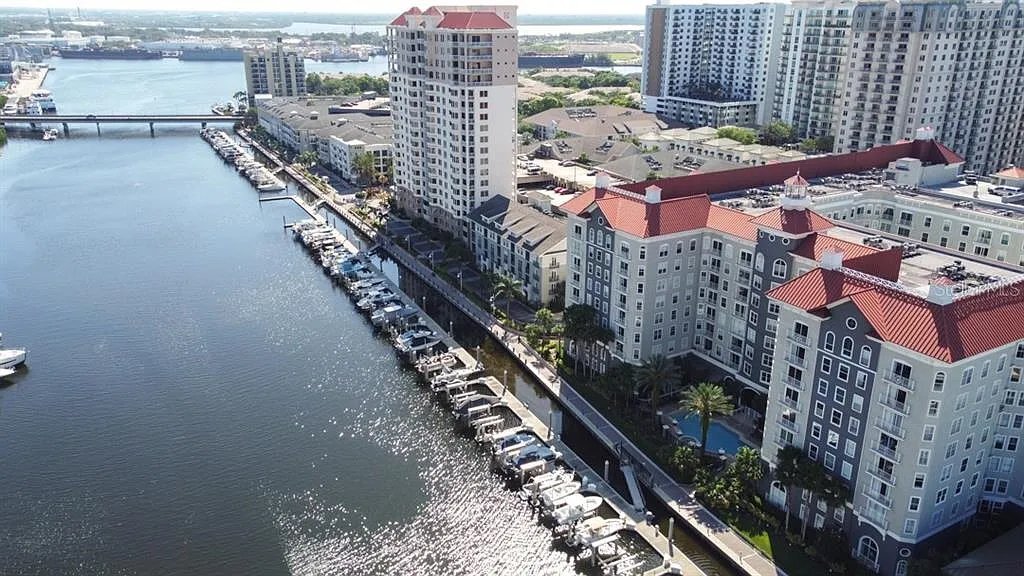 Photo - 700 S Harbour Island Blvd (Tampa, FL)