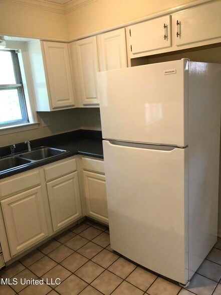 Building Photo - 8341 Old Forge Rd