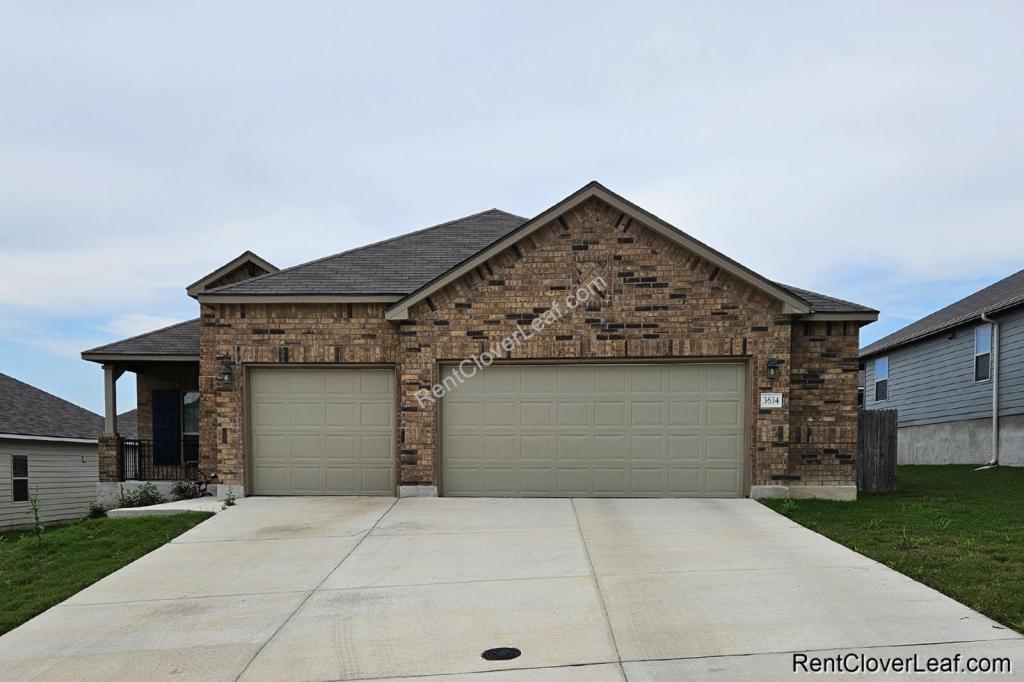 3634 Conrad's Cloud House for Rent in Canyon Lake, TX