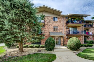 Building Photo - 5324 Waterbury Dr