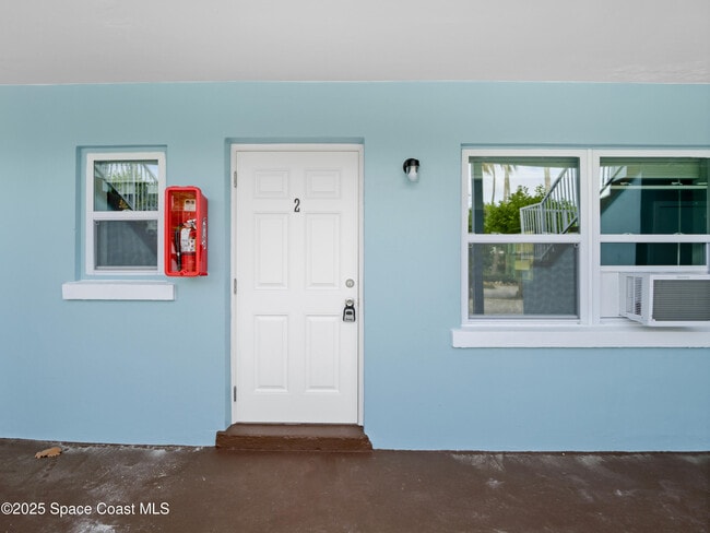 Foto del edificio - 101 Deland Ave