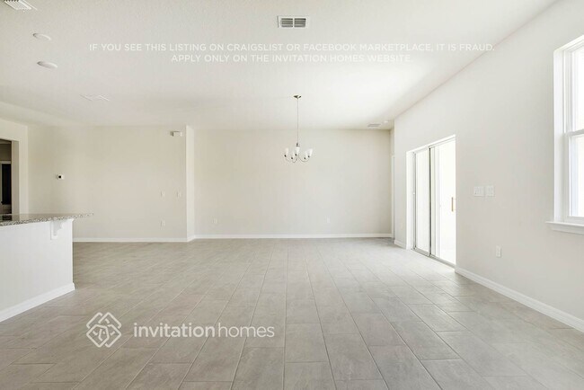 Building Photo - 1487 Grassland Ave