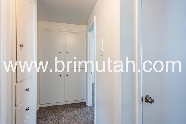 Foto del edificio - 410 Welby Ave S