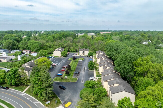 Foto aérea - Kensington Court Condominium (por)