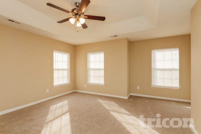 Foto del edificio - 9205 Rotherham Ln