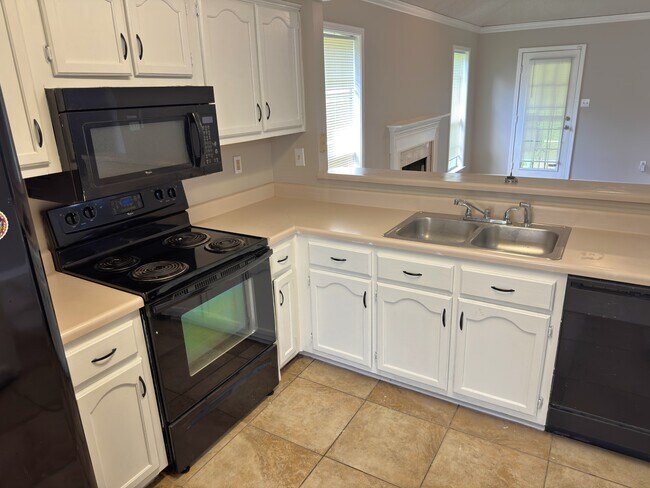 Building Photo - 9040 Pepper Hollow Ct