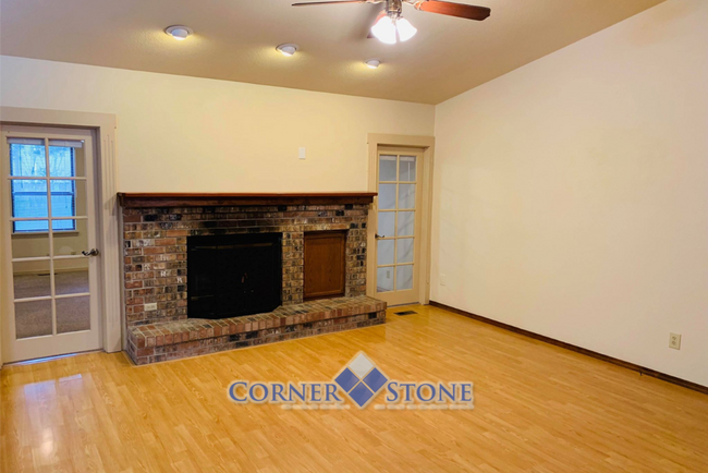 Building Photo - Boise Home with 2 Master Bedrooms!