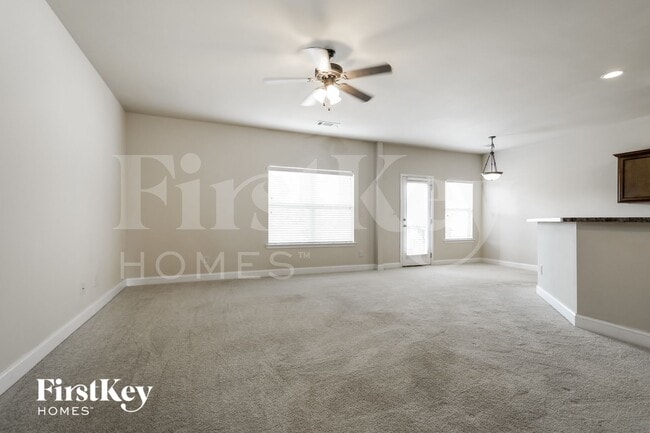 Building Photo - 111 Northfield Cir