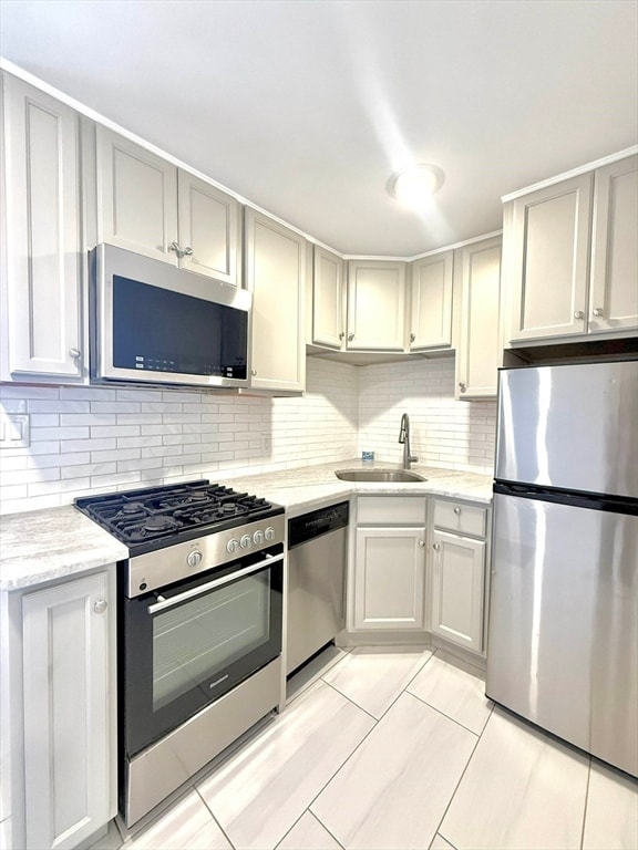 Building Photo - 284 Montvale Ave