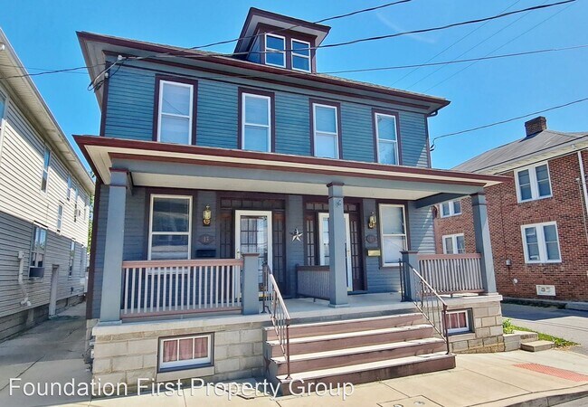 Building Photo - 3 br, 1.5 bath House - 13 E Granger Street