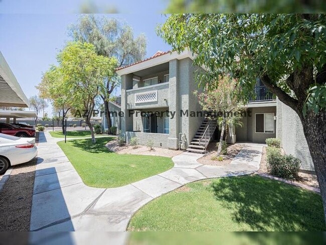 Photo - 2929 W YORKSHIRE DRIVE # 1110, PHOENIX AZ Apartment