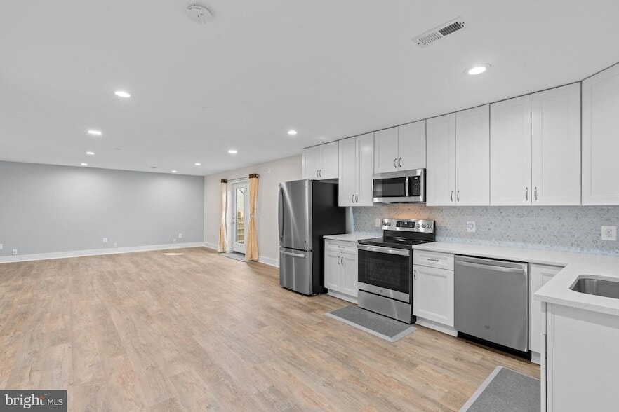 Photo - 25549 Byrnes Crossing *Basement* Drive Unit