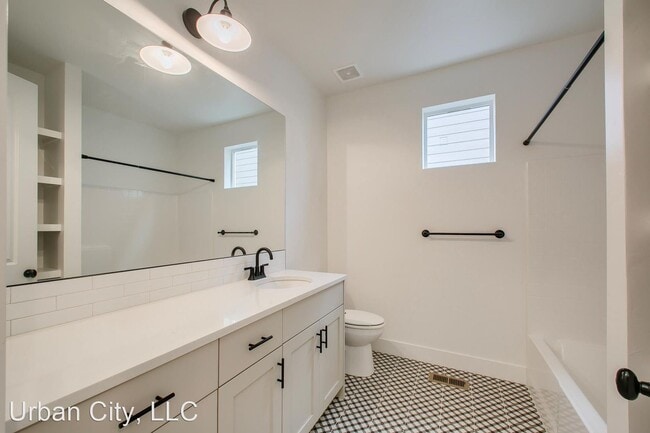 Building Photo - 3 br, 2 bath House - 18414 Hush Creek Way