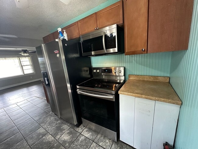 Foto del edificio - 4850 Saints Delight Rd