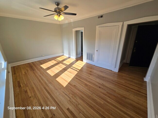 Foto del edificio - 4747 N Monticello Ave