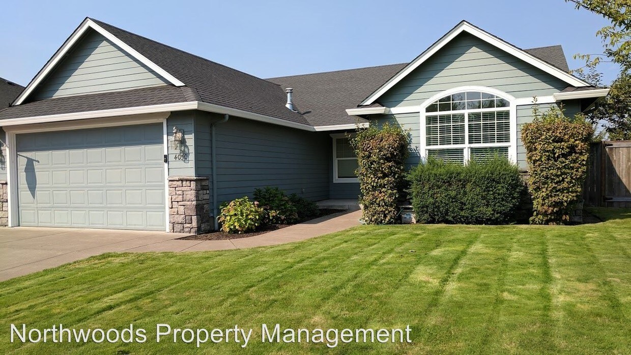 Foto principal - 4050 S Redwood Dr