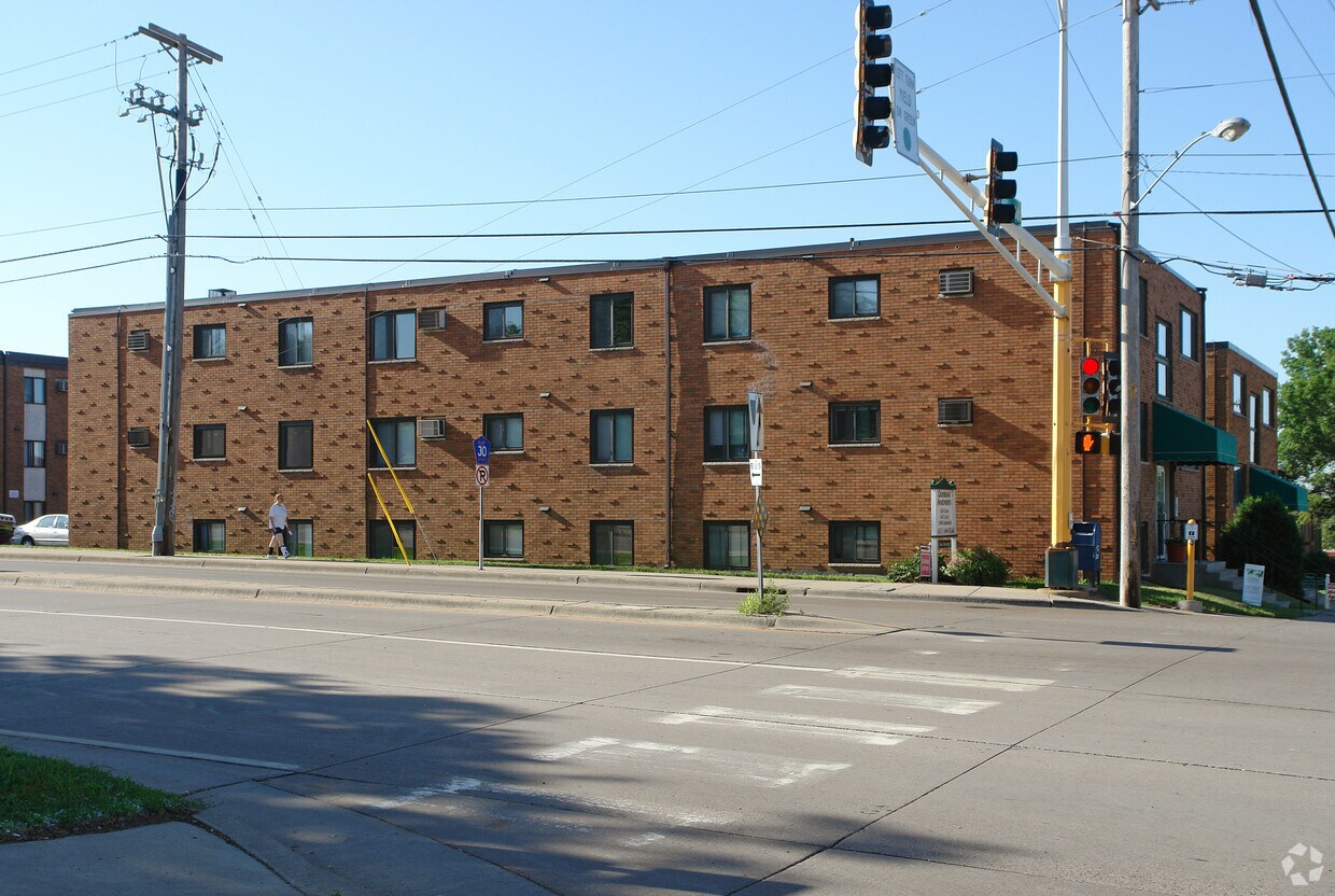 Crossroads Apartments - Lauderdale, MN | Apartments.com
