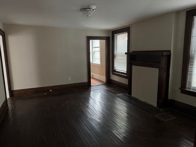 Foto del edificio - 1766-1768 Oak St