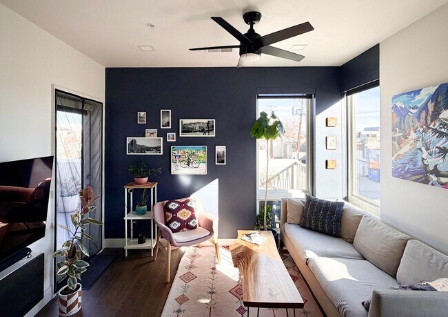 Foto del edificio - 1898 S Bannock St