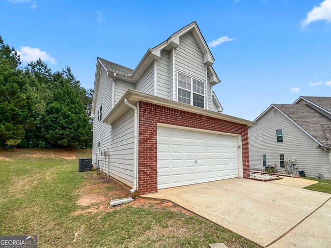Building Photo - 236 Sableshire Way