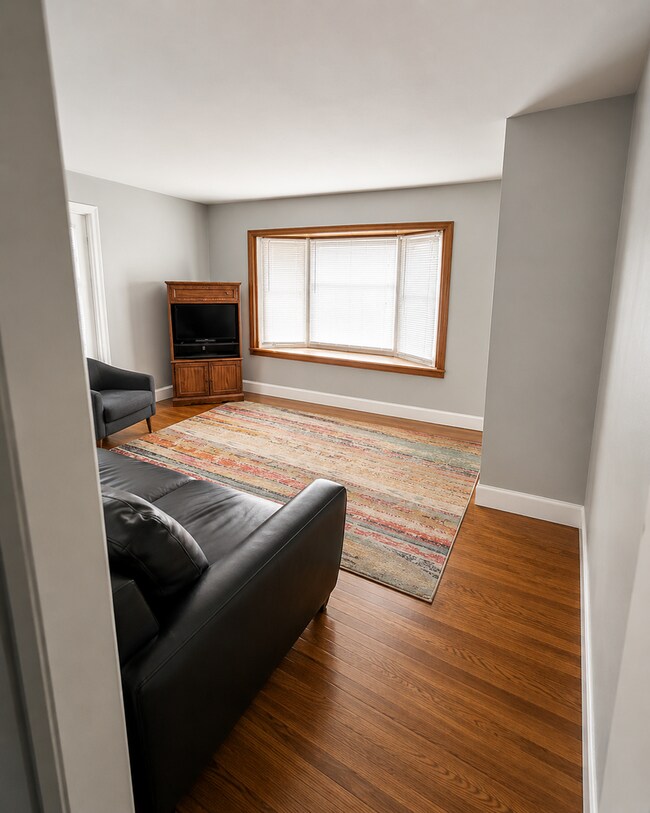 Foto del edificio - 8229 Nicollet Ave