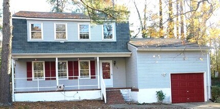 Building Photo - 102 Chapel Hill Ln