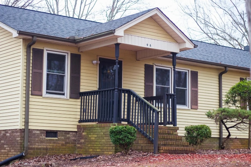 Photo - 4 Shore Dr (Greenville, SC)