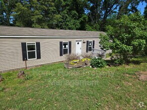 Building Photo - 16856 Mahurin Loop