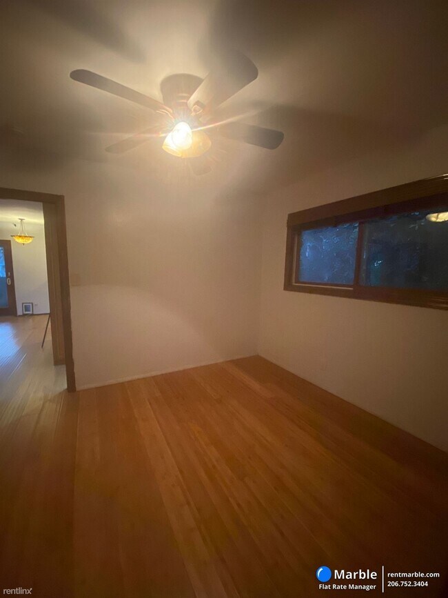 Foto del edificio - 2 br, 1 bath Townhome - 2022 Dawson Ave