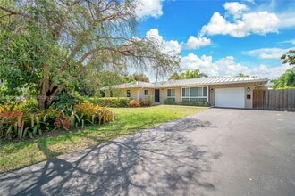 Building Photo - 15460 SW 82nd Ct