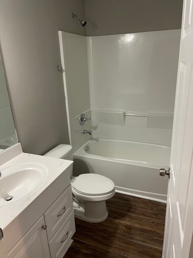 2162 Schumacher Ave, Jacksonville, FL 32207 Townhome Rentals in