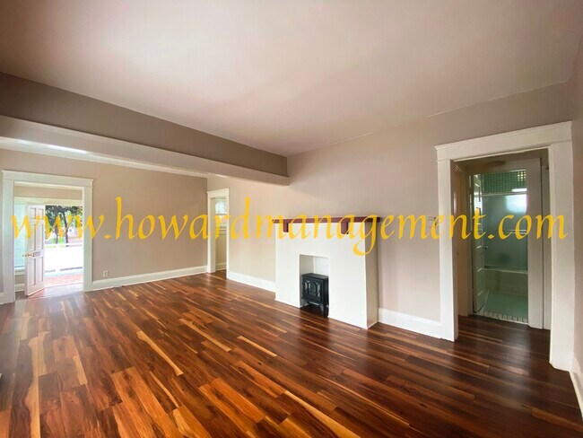 Foto del edificio - 133 Clubhouse Ave