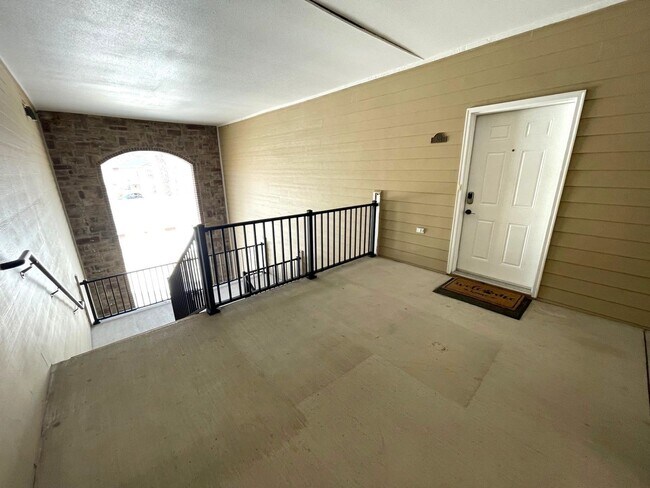 Foto del edificio - Fully-Furnished 3 Bedroom Condo in Smithton Crossing - Perfect for Traveling Professionals!