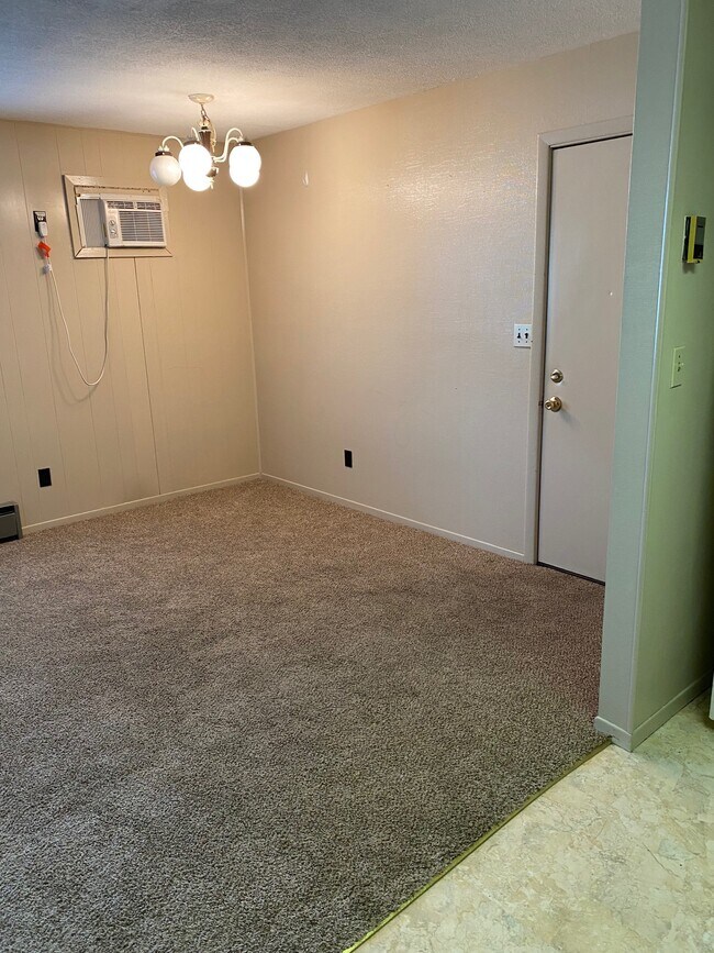 Sala de estar - 407 Crawford Ave