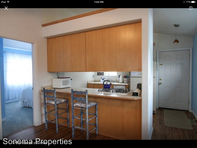 Foto del edificio - 18934 Riverside Dr