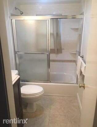 Foto del edificio - 3 br, 2 bath House - 183 Plain St