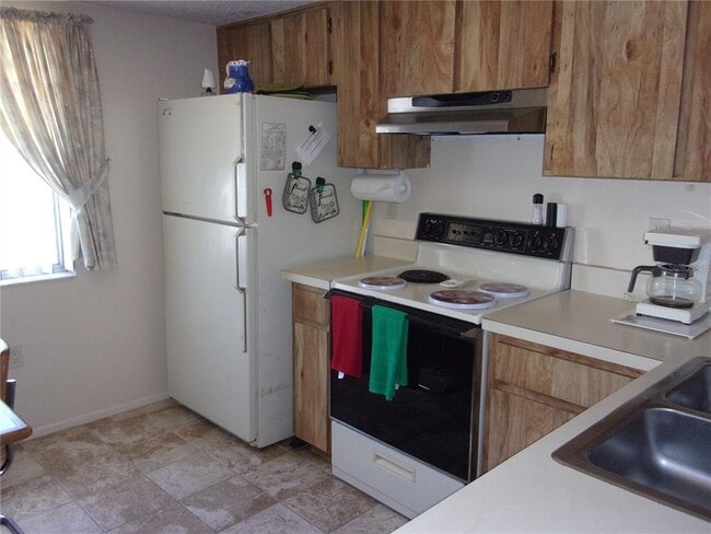 Foto del edificio - 216 Cypress Ln