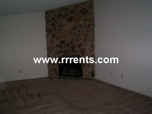 Building Photo - 9351 Camada Ct