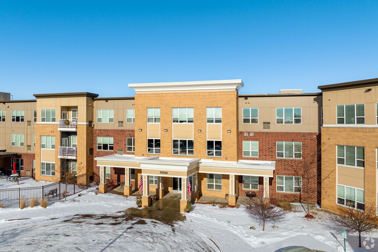 Fotografía del edificio - The Rosemount Senior Living at Steeple Center