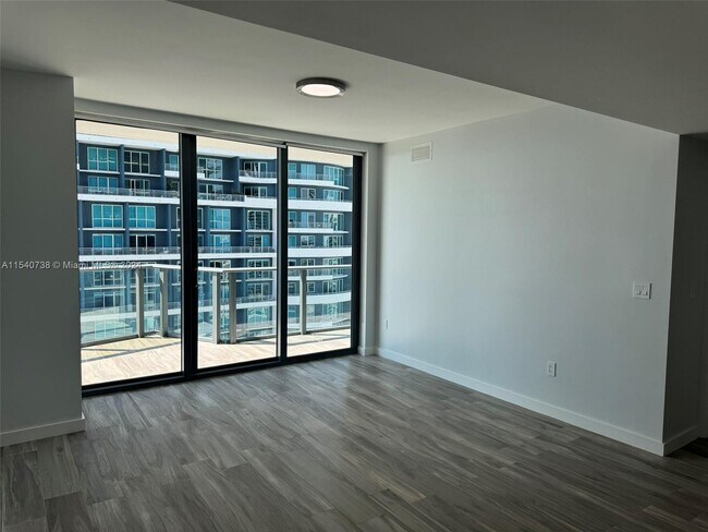 Building Photo - 1300 S Miami Ave