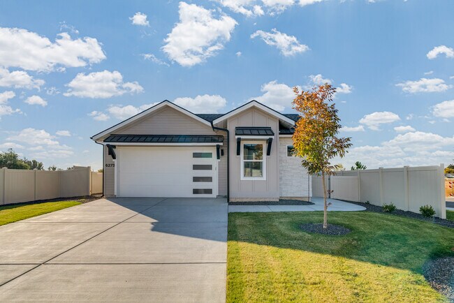 Foto del edificio - 6273 S Binky Ave