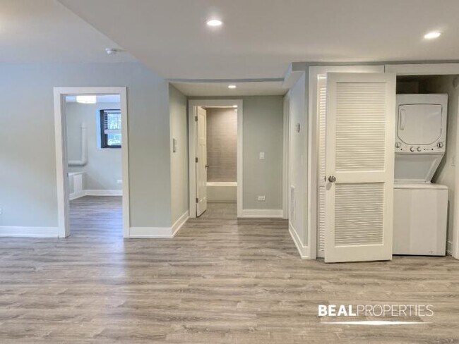 Foto del edificio - 2 bedroom in EVANSTON IL 60202