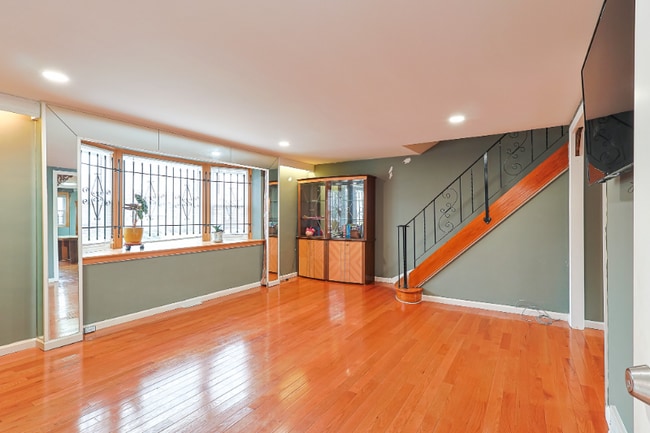 Photo - 2421 Vista St Townhome