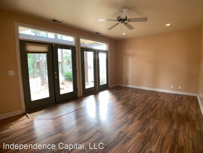 Building Photo - 3 br, 2.5 bath House - 1477 E. Turney Dr.