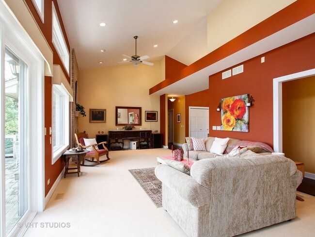 Foto del edificio - 7510 E Tryon Grove Rd