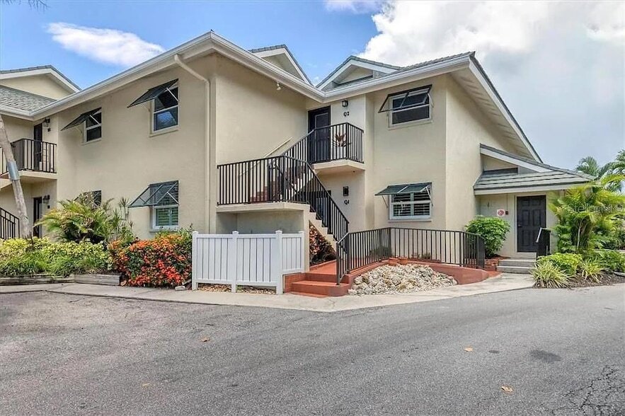 Primary Photo - 4660 Ocean Blvd