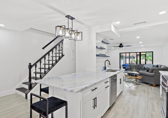 Foto del edificio - 12726 Peconic Ct