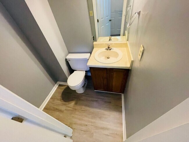 Foto del edificio - 3 bed Townhouse in Great location