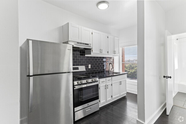 2BR, 1BA - 700SF - Kitchen/Dining Room - Landmark Towers