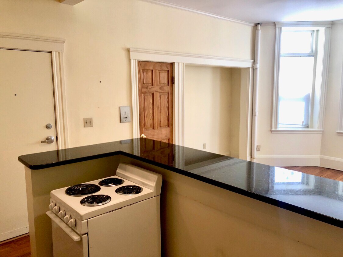 51 Queensberry St, Boston, MA 02215 Apartments in Boston, MA